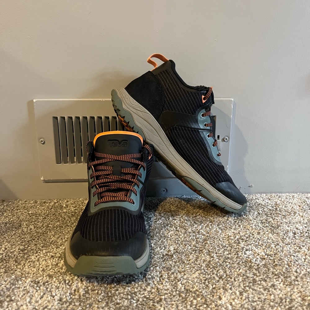 Teva Men's Gateway Mid Hiking Boots